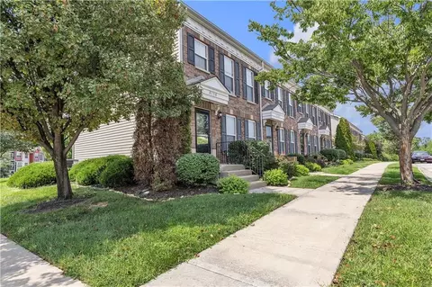 8154 N Drury Ave, Kansas City, MO 64119