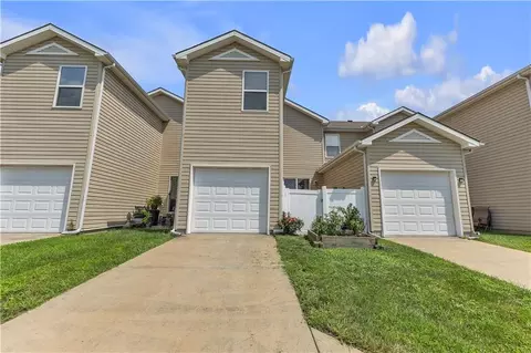 8154 N Drury Ave, Kansas City, MO 64119