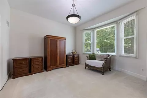 Bedroom - 605 Edgewood Dr, Lees Summit, MO 64081 photo 1 of 4
