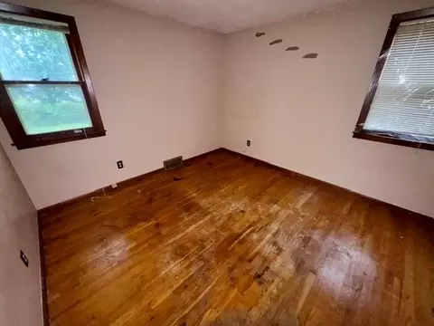Bedroom - 16900 Ellison Way, Independence, MO 64055 photo 5 of 6