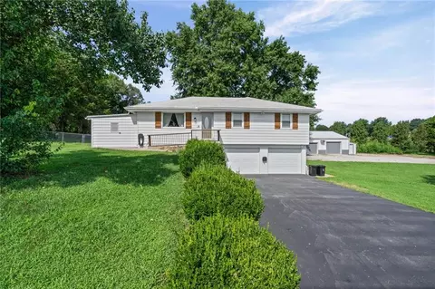 14960 Todd Creek Rd, Platte City, MO 64079
