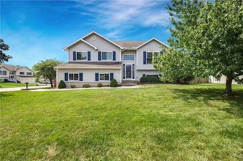 4015 NE 82nd St, Kansas City, MO 64119