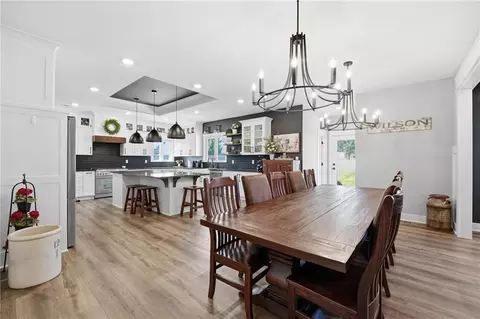 Dining - 15928 E Cogan Ln, Independence, MO 64050 photo 2 of 8