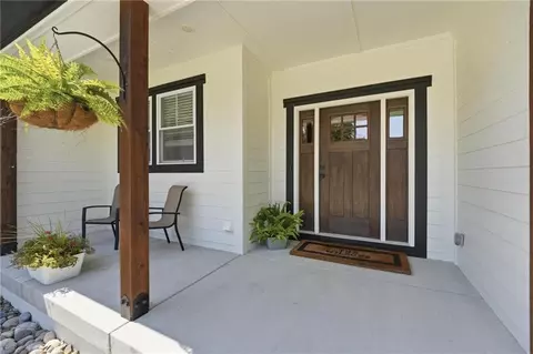 Exterior - 15928 E Cogan Ln, Independence, MO 64050 photo 6 of 16