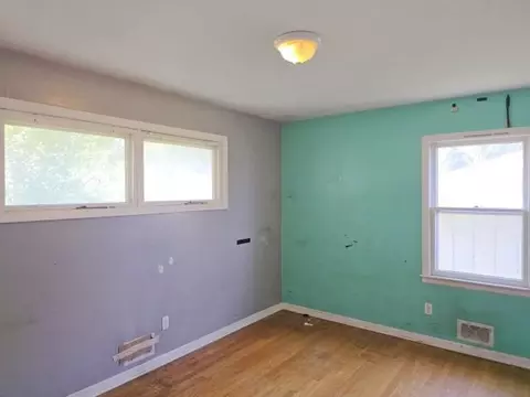 Bedroom - 8504 E 85th St, Raytown, MO 64138 photo 2 of 3