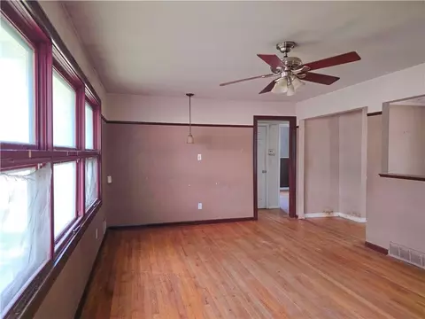 Living - 8504 E 85th St, Raytown, MO 64138 photo 1 of 5