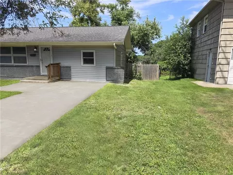 Exterior - 8504 E 85th St, Raytown, MO 64138 photo 7 of 8