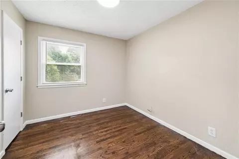 Bedroom - 16412 E 32nd St, Independence, MO 64055 photo 2 of 7