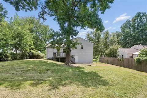 Exterior - 16412 E 32nd St, Independence, MO 64055 photo 2 of 5