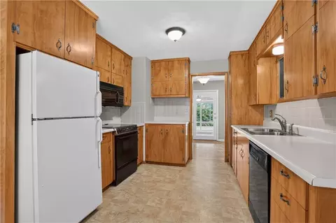 Kitchen - 3700 Harvard Ave, Independence, MO 64052 photo 2 of 2