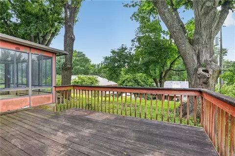 Exterior - 3700 Harvard Ave, Independence, MO 64052 photo 3 of 3