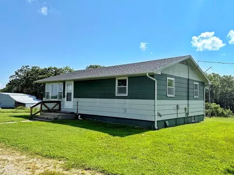 2025 S 363 Rd, El Dorado Springs, MO 64744