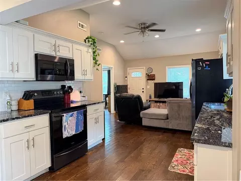 Kitchen - 106 NE Ash St, Lees Summit, MO 64063 photo 1 of 3