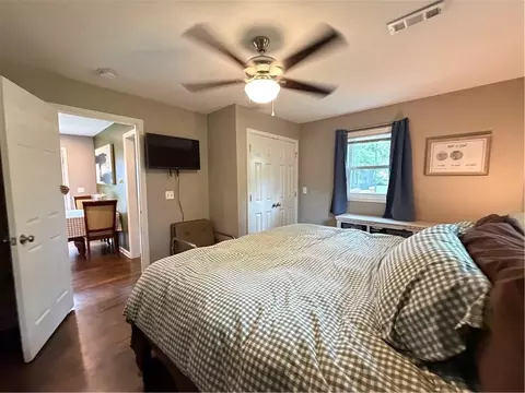Bedroom - 106 NE Ash St, Lees Summit, MO 64063 photo 2 of 4