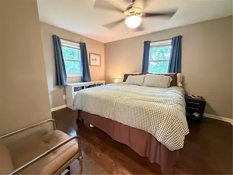 Bedroom - 106 NE Ash St, Lees Summit, MO 64063 photo 1 of 4