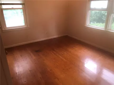 Bedroom - 12102 E 47th Ter, Independence, MO 64055 photo 2 of 2