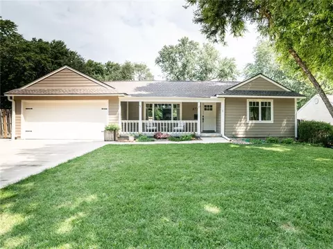 4716 W 61st St, Mission, KS 66205