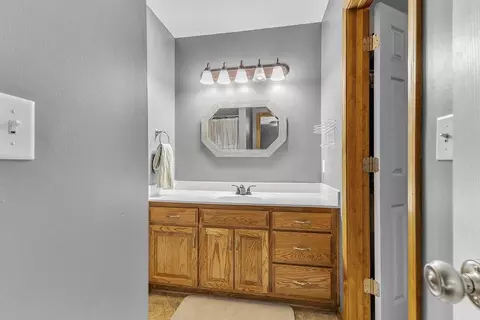 Bath - 411 E 6th St, Cameron, MO 64429 photo 2 of 3