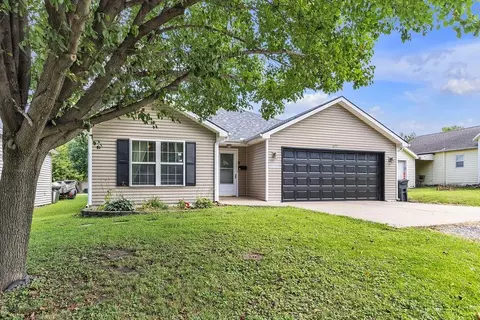 Exterior - 411 E 6th St, Cameron, MO 64429 photo 2 of 7