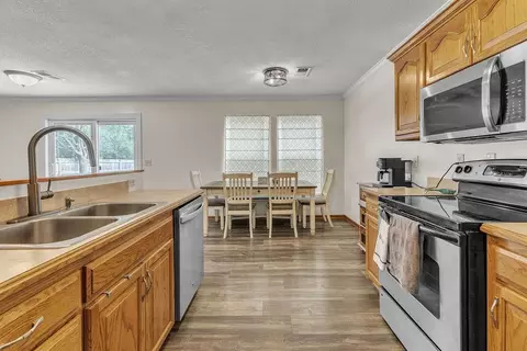 Kitchen - 411 E 6th St, Cameron, MO 64429 photo 4 of 4