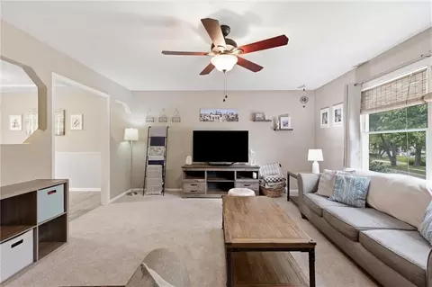 Living - 573 E 126th Ter, Olathe, KS 66061 photo 1 of 8
