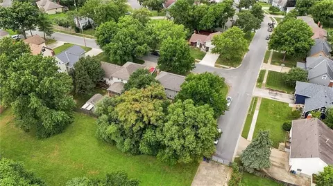 View/Area - 573 E 126th Ter, Olathe, KS 66061 photo 2 of 3