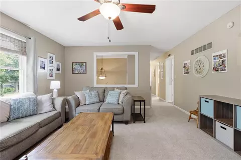 Living - 573 E 126th Ter, Olathe, KS 66061 photo 3 of 8