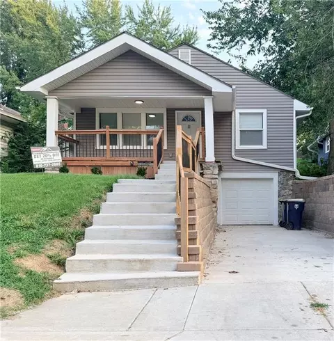 1849 E 68th Ter, Kansas City, MO 64132
