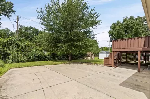 Exterior - 3408 S Phelps Rd, Independence, MO 64055 photo 4 of 10