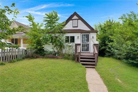 2425 Jackson Ave, Kansas City, MO 64127