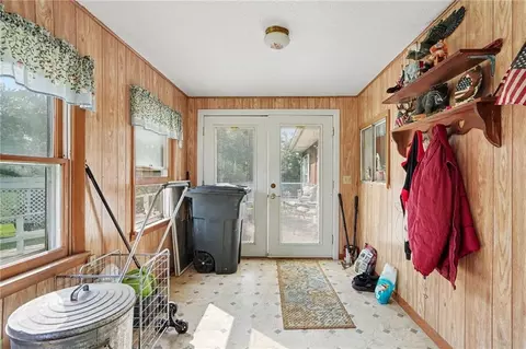 Entry Way - 581 State Route K, Amazonia, MO 64421 photo 2 of 2