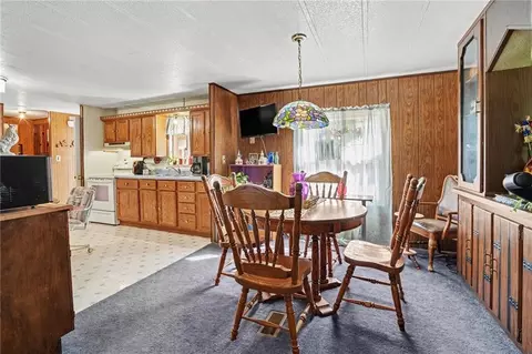 Dining - 581 State Route K, Amazonia, MO 64421 photo 2 of 2