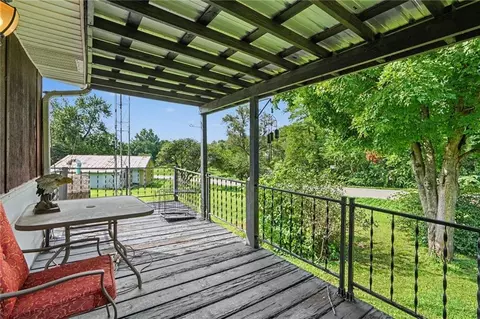 Exterior - 581 State Route K, Amazonia, MO 64421 photo 5 of 8