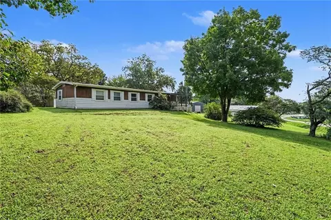 Exterior - 581 State Route K, Amazonia, MO 64421 photo 7 of 8