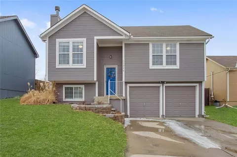 11324 N Central St, Kansas City, MO 64155