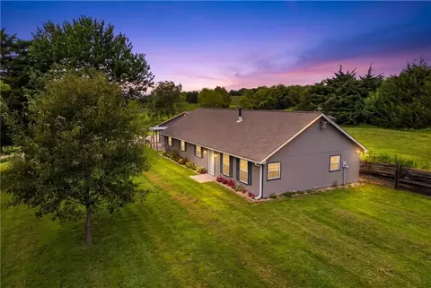 Exterior - 7486 Private Drive 4162 Dr, Amazonia, MO 64421 photo 21 of 21