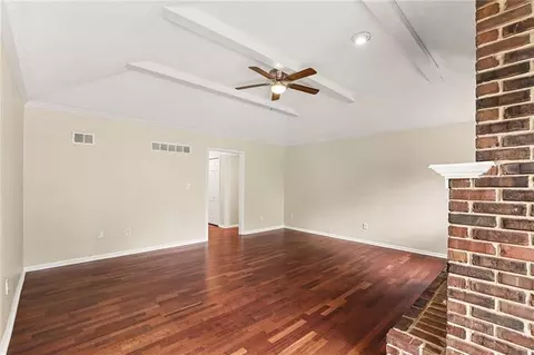 Living - 821 NE Cedar St, Lees Summit, MO 64086 photo 2 of 3