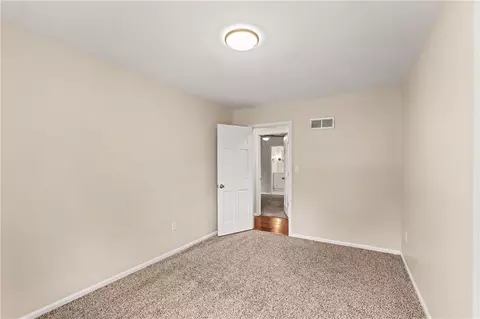 Bedroom - 821 NE Cedar St, Lees Summit, MO 64086 photo 4 of 8