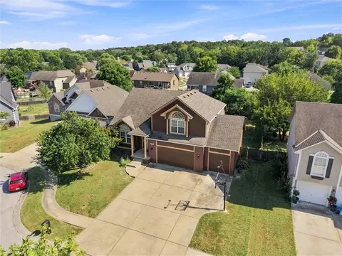 21109 E 50th Street Ct, Blue Springs, MO 64015