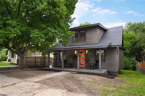 Exterior - 402 E Fair St, Independence, MO 64055 photo 3 of 5
