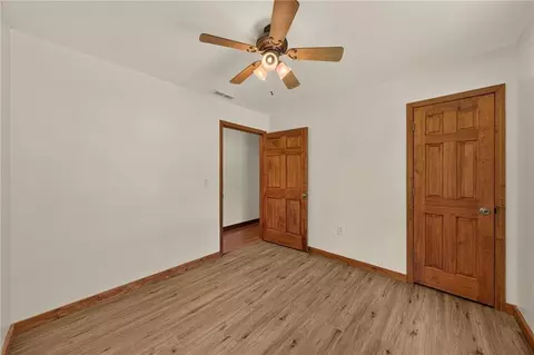 Bedroom - 22962 Highway Tt Hwy, Versailles, MO 65084 photo 5 of 8