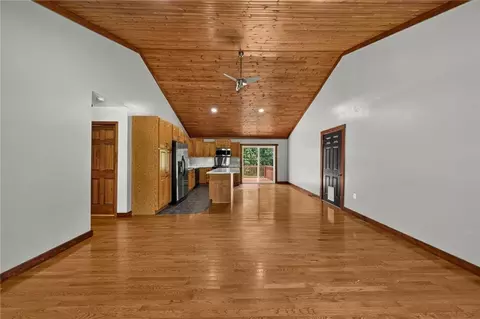 Living - 22962 Highway Tt Hwy, Versailles, MO 65084 photo 3 of 3