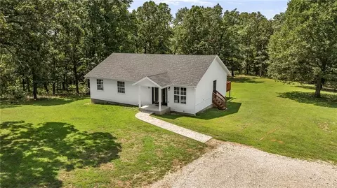 22962 Highway Tt Hwy, Versailles, MO 65084