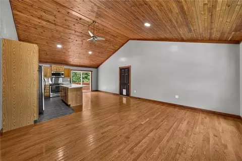Living - 22962 Highway Tt Hwy, Versailles, MO 65084 photo 2 of 3