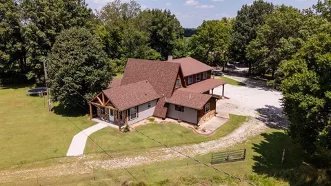 Exterior - 521 NW 30th Ln, Lamar, MO 64759 photo 11 of 15