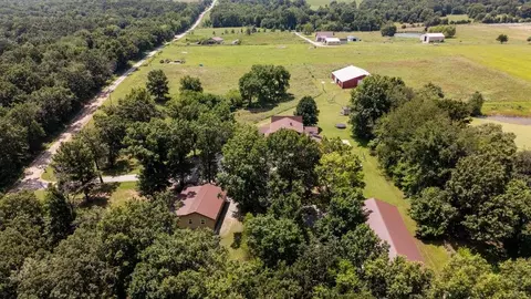 View/Area - 521 NW 30th Ln, Lamar, MO 64759 photo 10 of 15