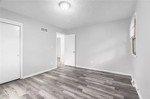 Bedroom - 18903 E 19th Ter, Independence, MO 64058 photo 6 of 7
