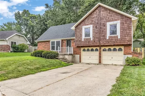 Exterior - 18903 E 19th Ter, Independence, MO 64058 photo 2 of 5