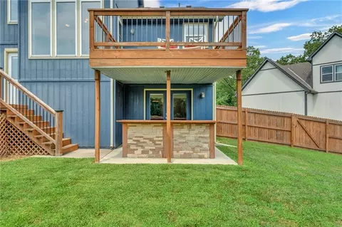 Exterior - 16631 Ruby Ct, Basehor, KS 66007 photo 10 of 13