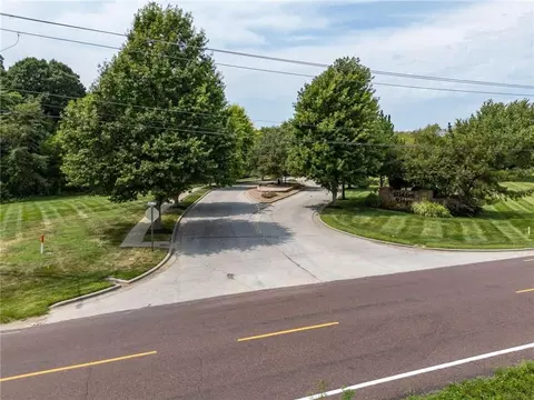 View/Area - 16631 Ruby Ct, Basehor, KS 66007 photo 1 of 6